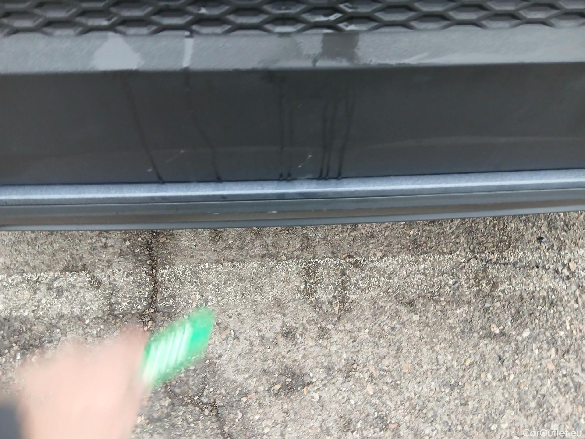  Land Rover  Discovery TOYOTA C-HR / 2023 / 5P / todoterreno 2.0 200H Advance #5