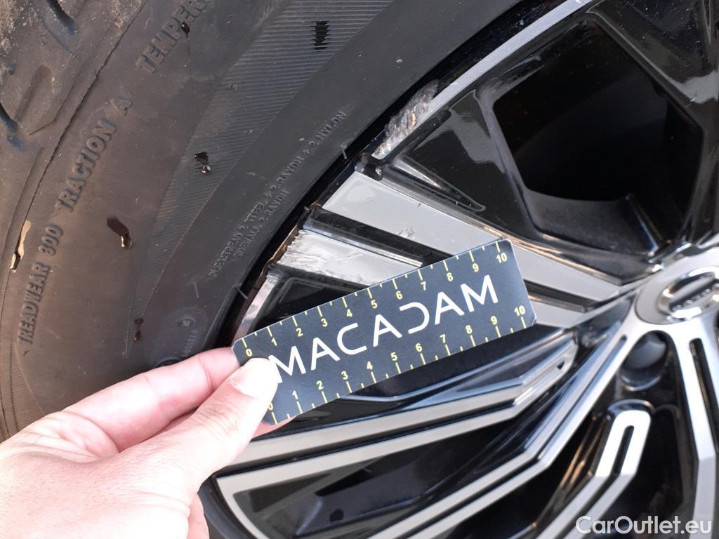  Volvo  XC90 VOLVO  / 2019 / 5P / todoterreno 2.0 T8 AWD Inscription Auto #19