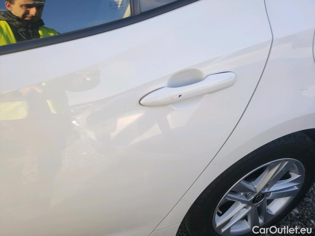  Toyota  Corolla TOYOTA  1.8 125H ACTIVE TECH E-CVT #24