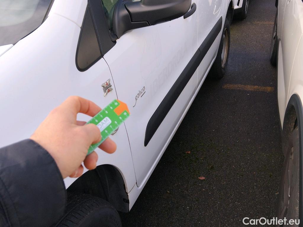  Citroen  Berlingo  Combi Live Edition 1.6 BlueHDi 100CV MT5 E5 #6