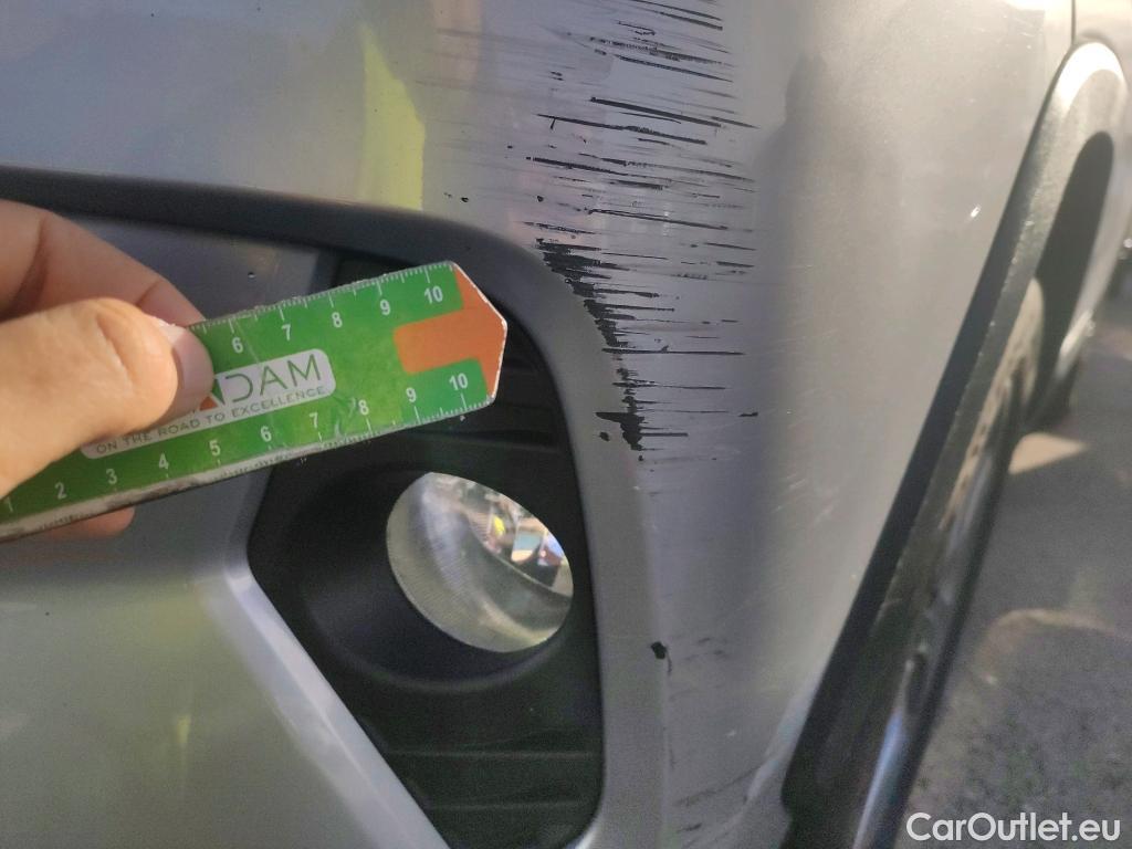  Toyota  RAV4 TOYOTA  / 2018 / 5P / todoterreno 2.5l Advance #33