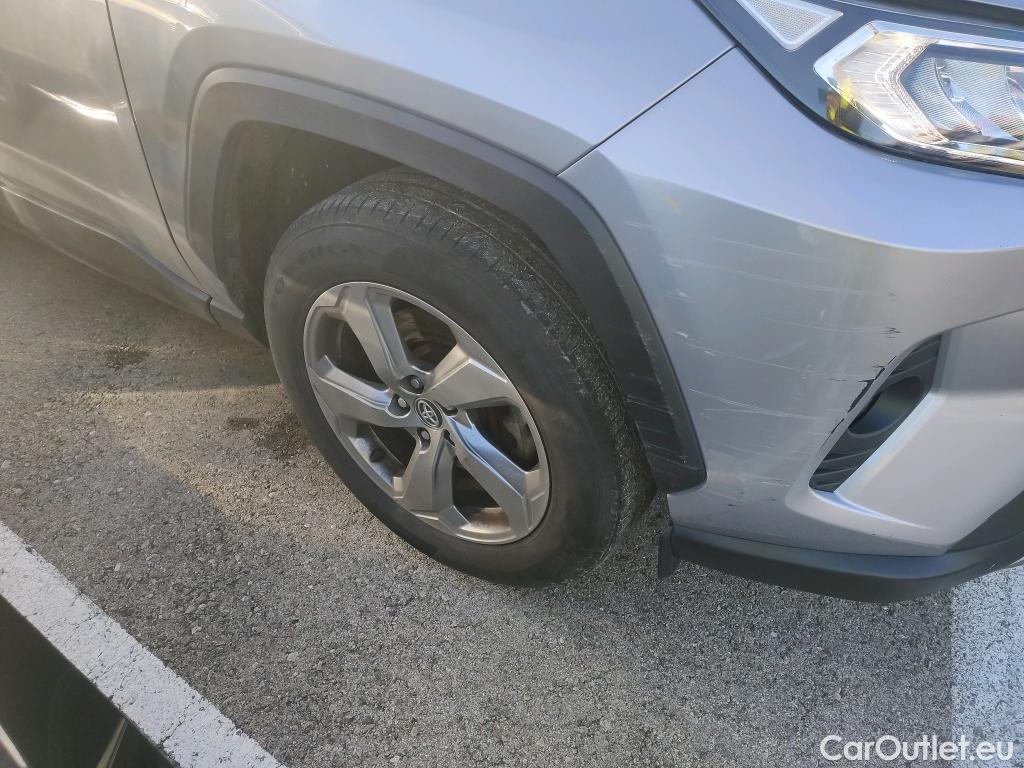  Toyota  RAV4 TOYOTA  / 2018 / 5P / todoterreno 2.5l Advance #36