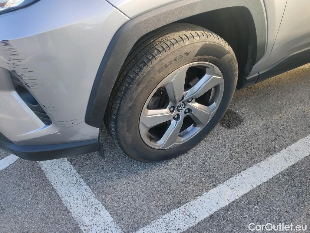  Toyota  RAV4 TOYOTA  / 2018 / 5P / todoterreno 2.5l Advance #34