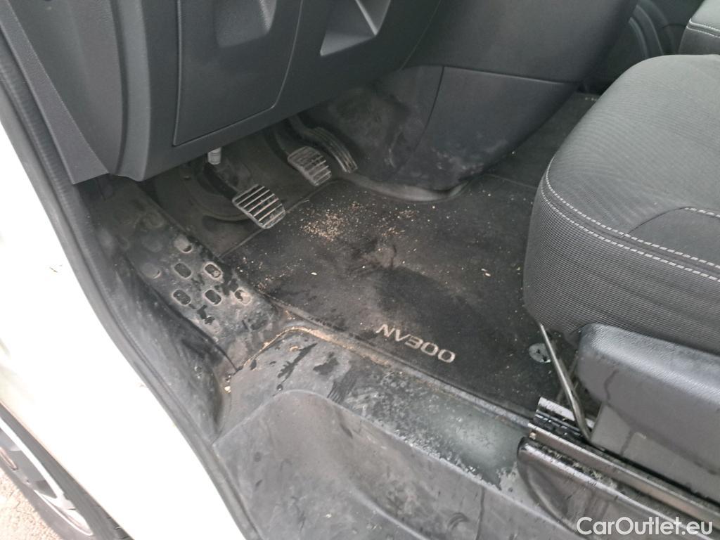  Nissan  NV300 NISSAN  / 2016 / 4P / furgón 2.0dCi 88kW (120CV) L2H1 1,2T Optima #45