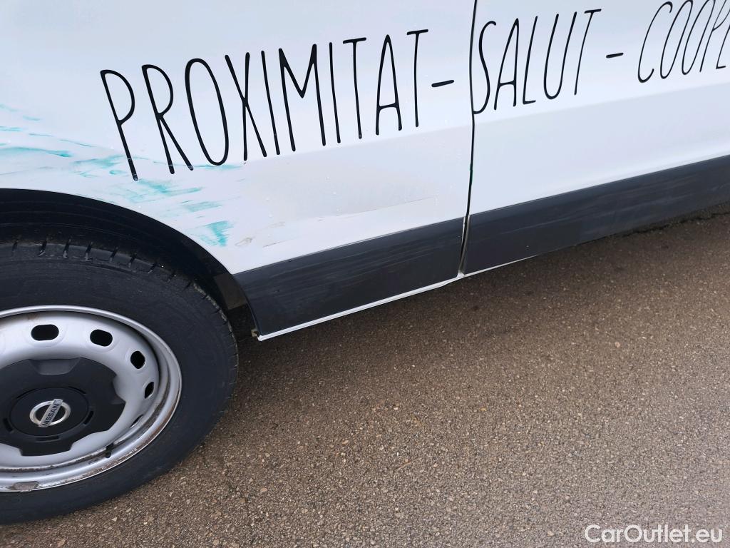  Nissan  NV300 NISSAN  / 2016 / 4P / furgón 2.0dCi 88kW (120CV) L2H1 1,2T Optima #38