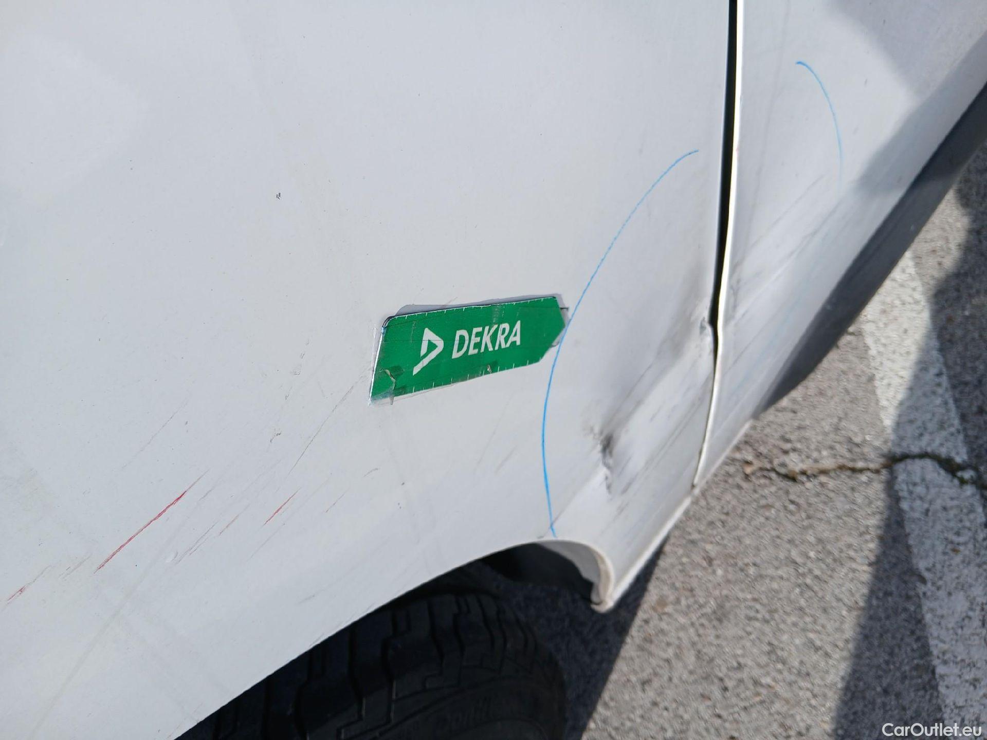  Opel  Vivaro OPEL  / 2019 / 4P / furgón 2.0 Diésel 88kW (120CV) M Inc. Express #48