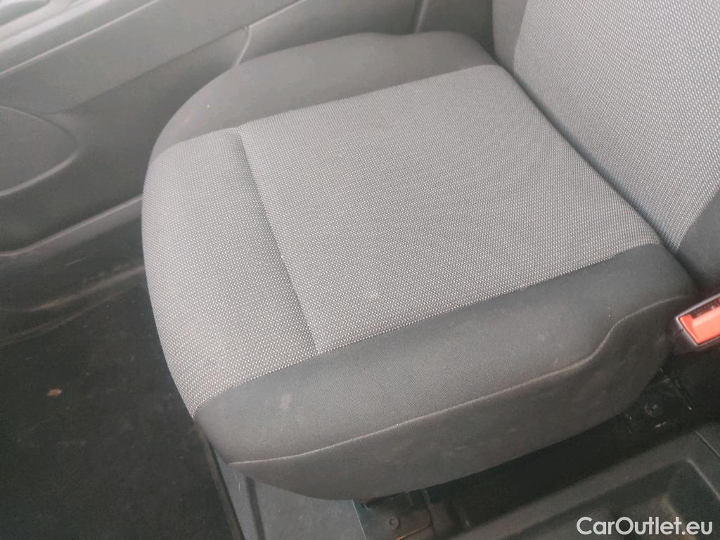  Peugeot  Partner PEUGEOT  / 2018 / 4P / furgón derivado de turismo Premium Standard 600kg BlueHDi 73kW #19