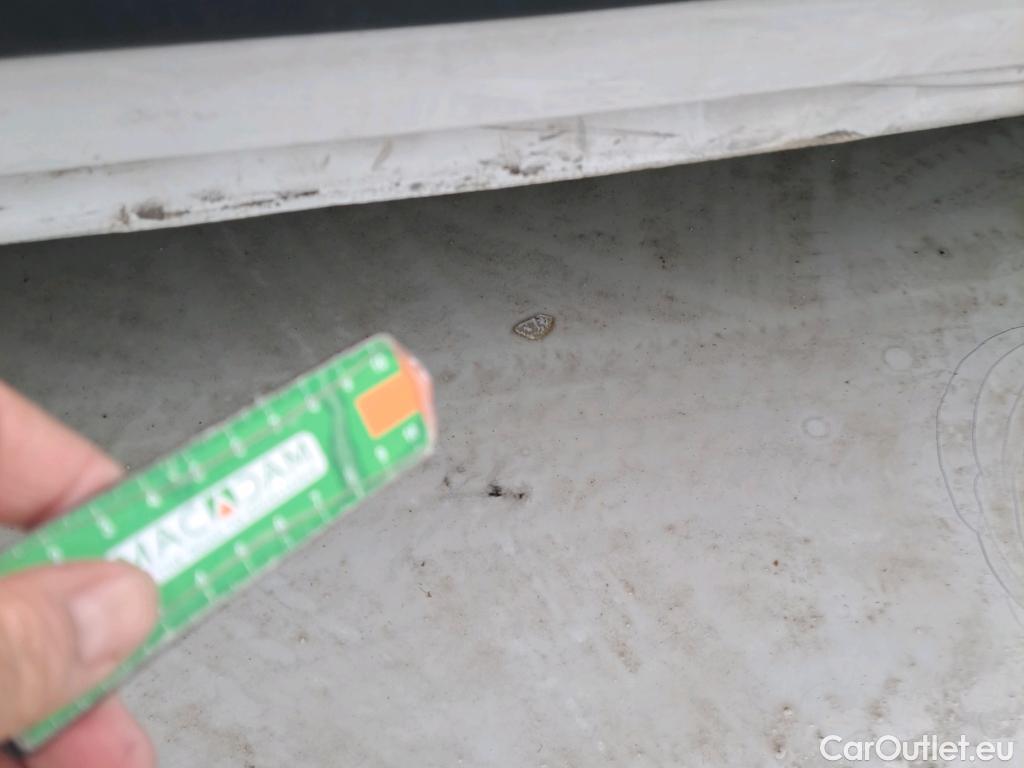  Opel  Movano OPEL  / 2021 / 4P / furgón Base L2H2 3.5T 2.2 BHDi 88kW #24