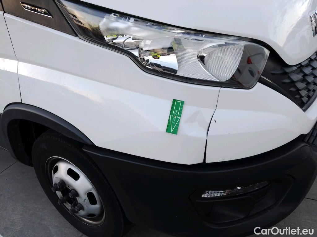  Iveco  Daily IVECO  / 2019 / 2P / chasis cabina 35C 16H 3750 CAJA ISOTERMO TRAMPILLA ZEPRO 750 KG + EQUIPO FRIO Y CONGELADO CARRIER city max #7