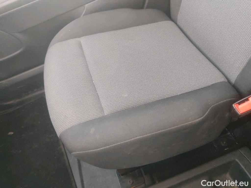  Peugeot  Partner PEUGEOT  / 2018 / 4P / furgón derivado de turismo Premium Standard 600kg BlueHDi 73kW #21