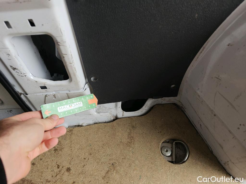  Peugeot  Boxer PEUGEOT  / 2014 / 4P / furgón 333 L2 H1 BHDI 103kW (140CV) S&S 6 V. M (AC) #11