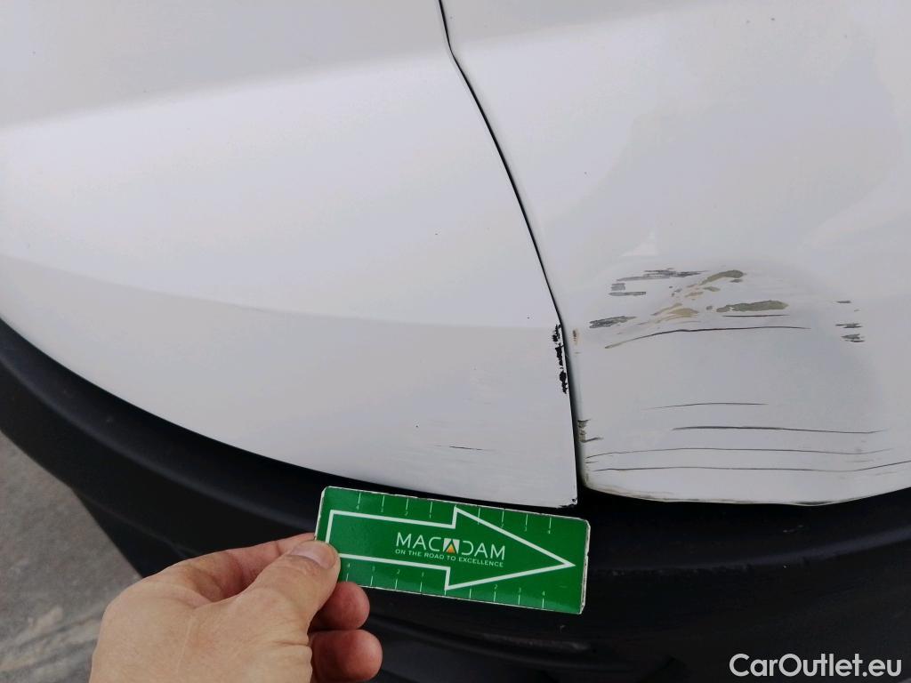  Iveco  Daily IVECO  / 2019 / 2P / chasis cabina 35C 16H 3750 CAJA ISOTERMO TRAMPILLA ZEPRO 750 KG + EQUIPO FRIO Y CONGELADO CARRIER city max #23