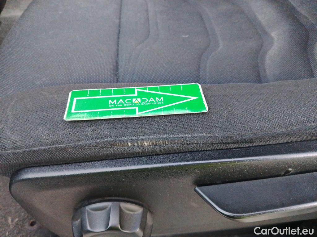  Iveco  Daily IVECO  / 2019 / 2P / chasis cabina 35C 16H 3750 CAJA ISOTERMO TRAMPILLA ZEPRO 750 KG + EQUIPO FRIO Y CONGELADO CARRIER city max #12