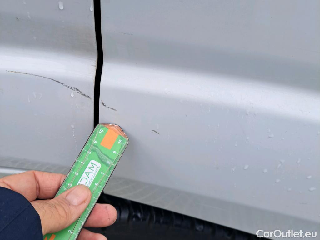  Opel  Movano OPEL  / 2021 / 4P / furgón Base L2H2 3.5T 2.2 BHDi 88kW #43