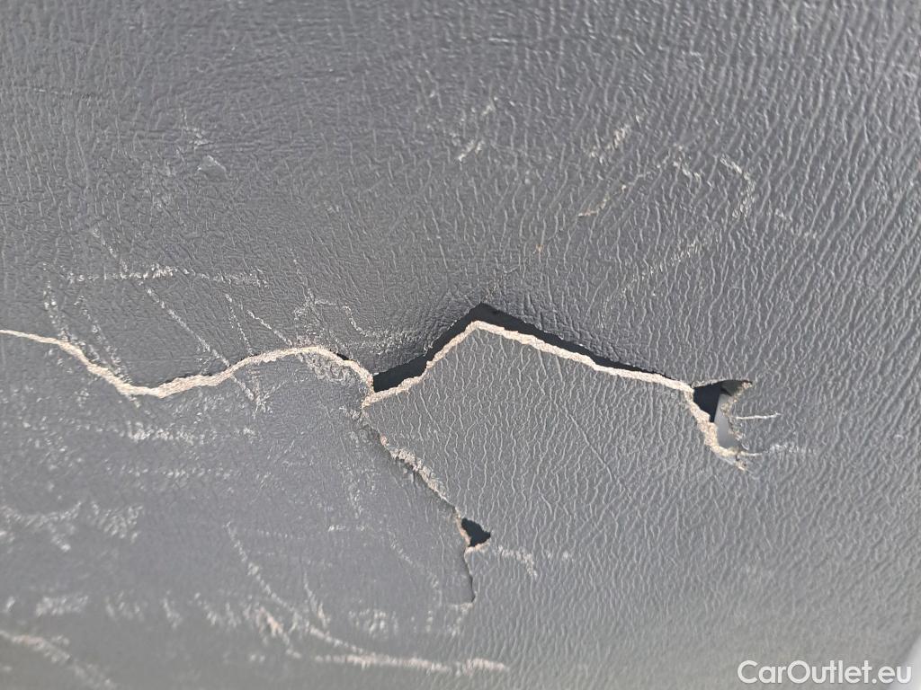  Opel  Movano OPEL  / 2021 / 4P / furgón Base L2H2 3.5T 2.2 BHDi 88kW #45