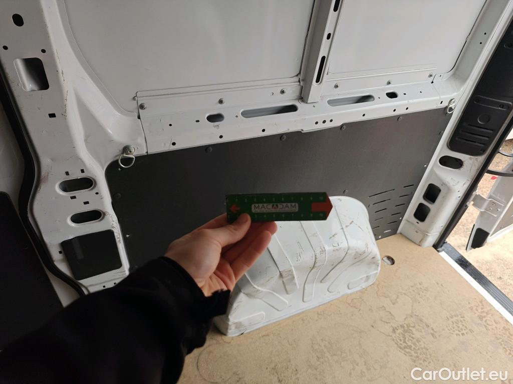  Peugeot  Boxer PEUGEOT  / 2014 / 4P / furgón 333 L2 H1 BHDI 103kW (140CV) S&S 6 V. M (AC) #10