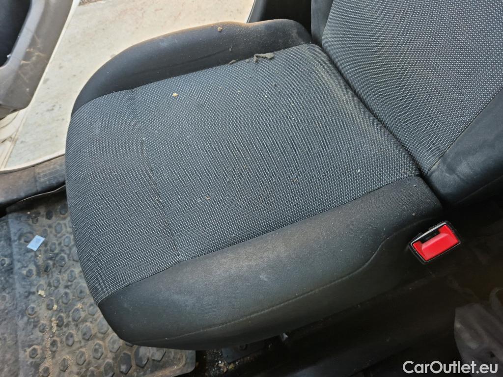  Opel  Combo OPEL  / 2018 / 3P / furgón derivado de turismo 1.6 TD S/S 74kW (100CV) Express L H1 650 #27