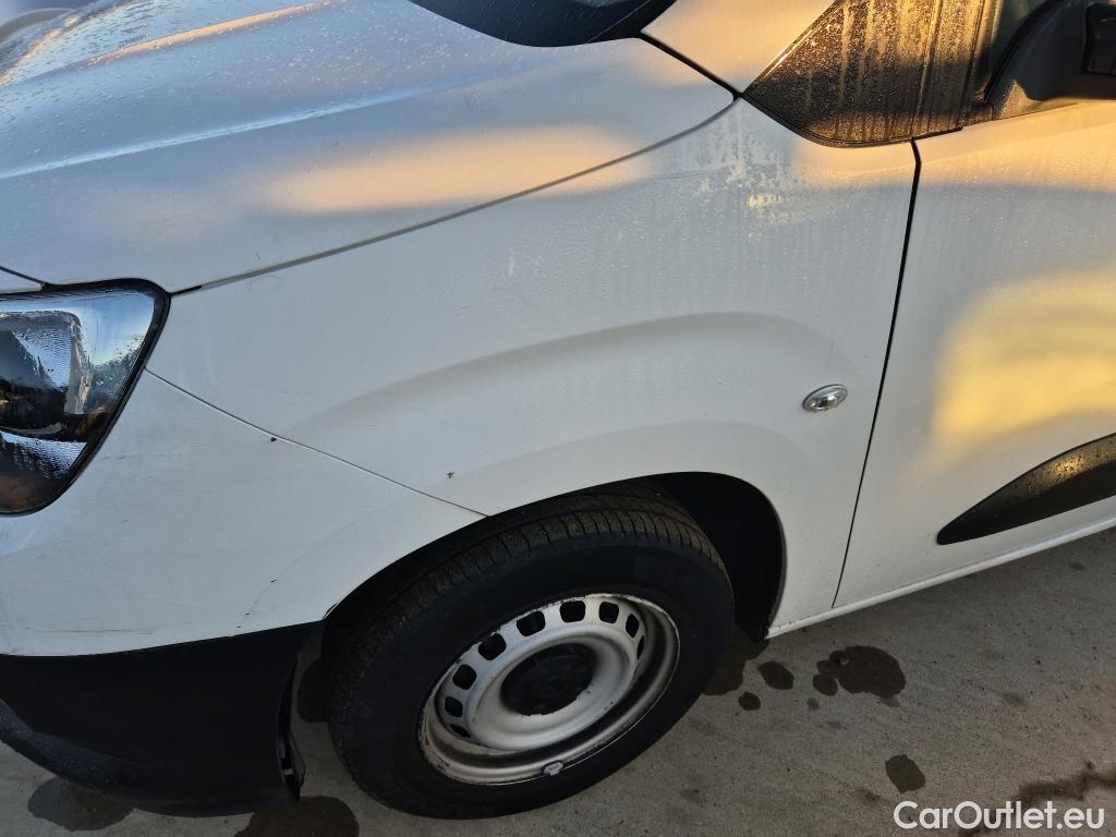  Opel  Combo OPEL  / 2018 / 3P / furgón derivado de turismo 1.6 TD S/S 74kW (100CV) Express L H1 650 #41