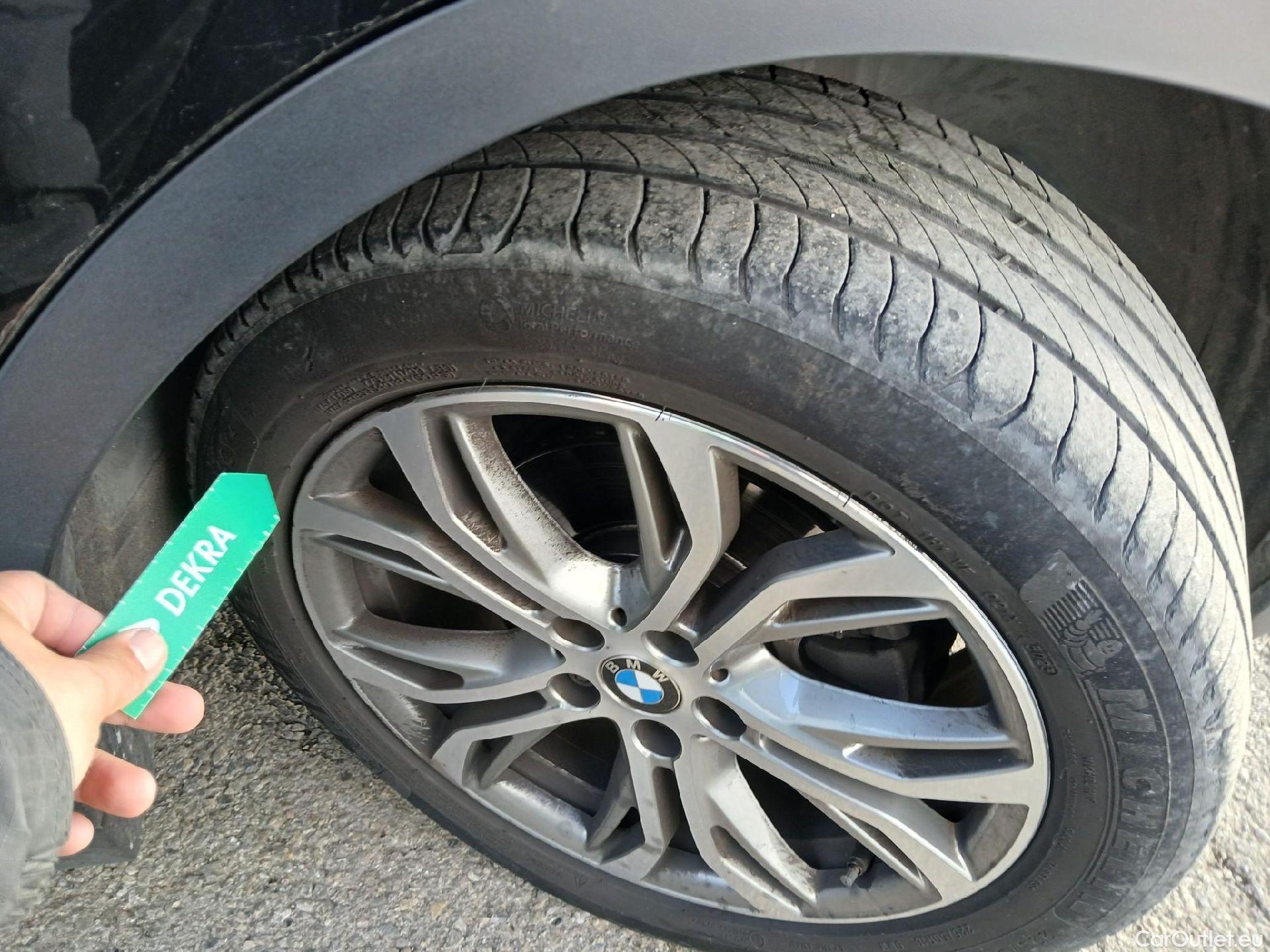  Bmw  X2 BMW  sDrive18i Impulse Steptronic Techo Solar #42