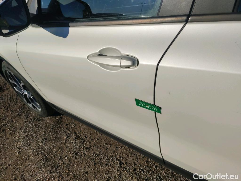  Bmw  X2 BMW  sDrive18i Advantage Steptronic Techo Solar #9