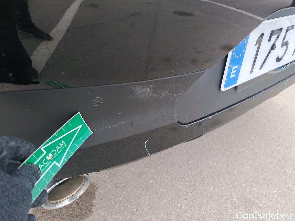  Bmw  X2 BMW  sDrive18i Impulse Steptronic Techo Solar #36