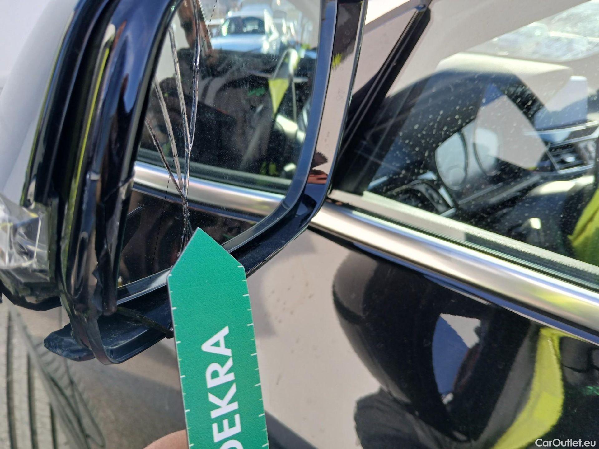  Bmw  X2 BMW  sDrive18i Impulse Steptronic Techo Solar #29