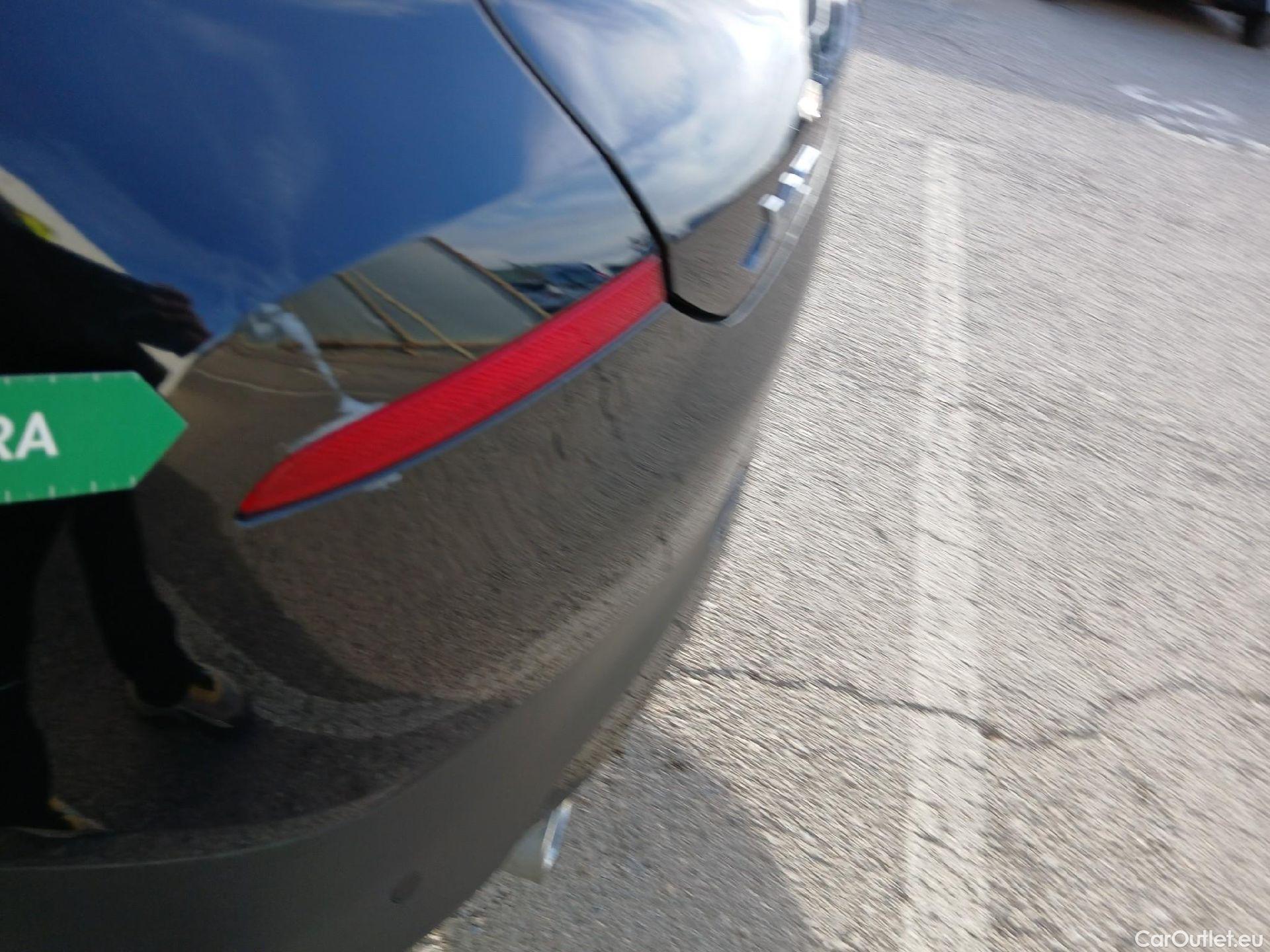  Bmw  X2 BMW  sDrive18i Impulse Steptronic Techo Solar #37