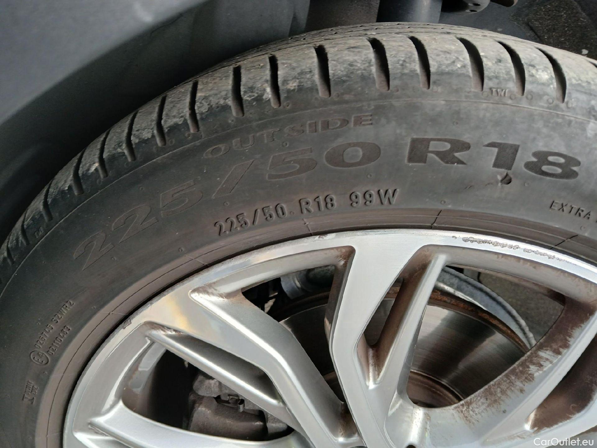  Bmw  X2 BMW  sDrive18i Impulse Steptronic Techo Solar #21