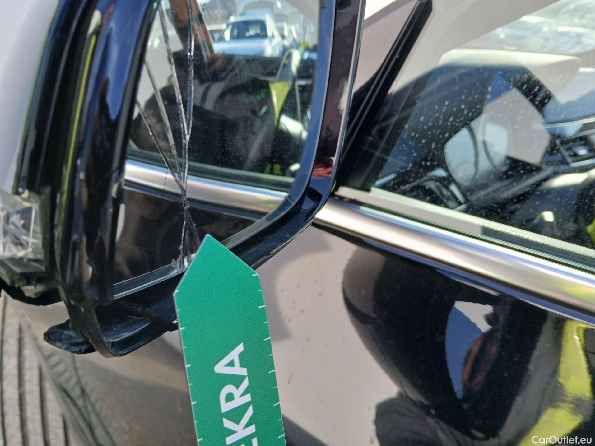  Bmw  X2 BMW  sDrive18i Impulse Steptronic Techo Solar #28