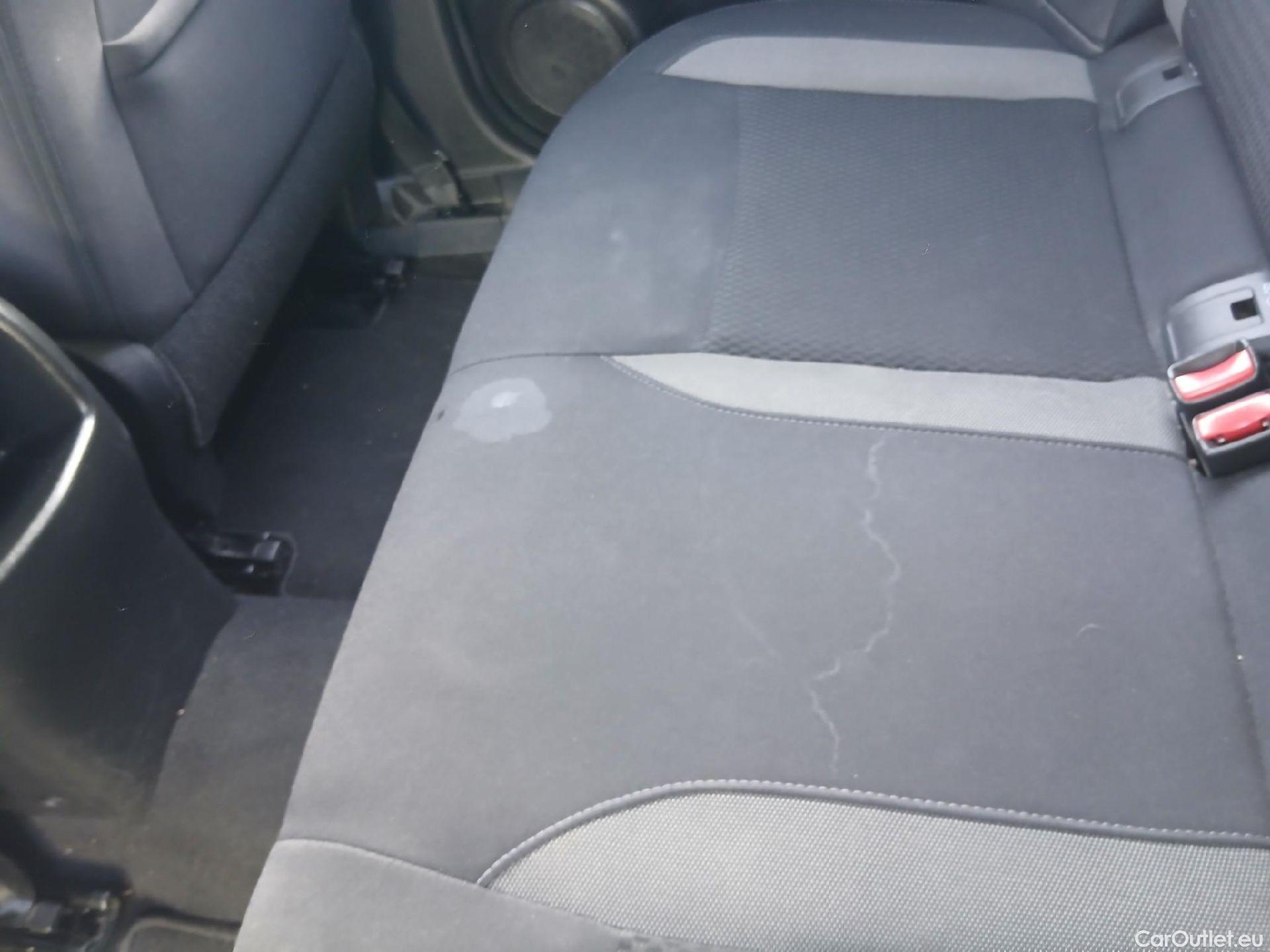  Nissan  Qashqai NISSAN  / 2017 / 5P / todoterreno DIG-T 103 kW (140 CV) E6D ACENTA #19