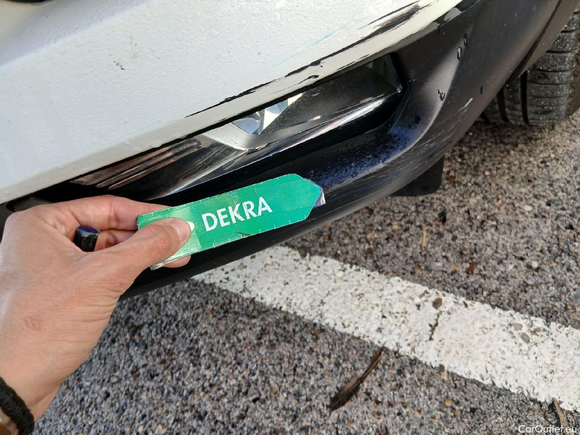  Nissan  Qashqai NISSAN  / 2017 / 5P / todoterreno DIG-T 103 kW (140 CV) E6D ACENTA #4