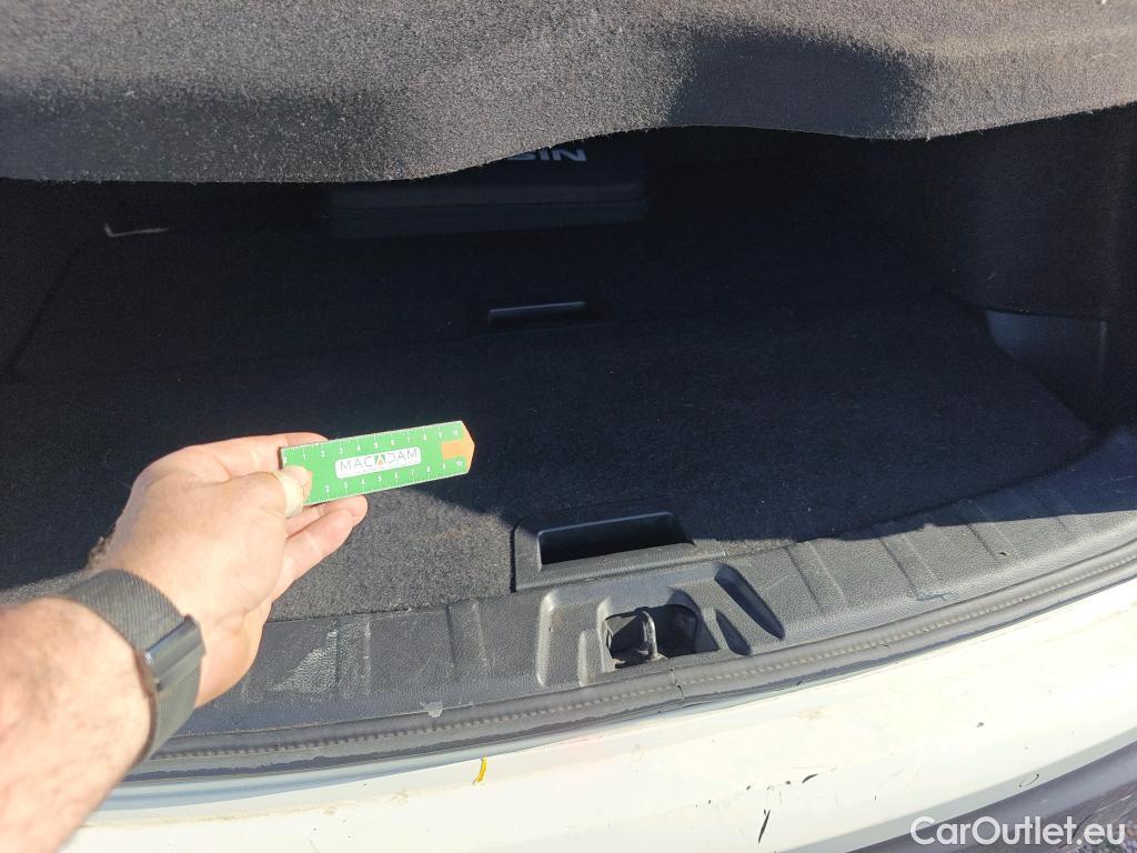  Nissan  Qashqai NISSAN  / 2017 / 5P / todoterreno dCi 85 kW (115 CV) E6D ACENTA #17