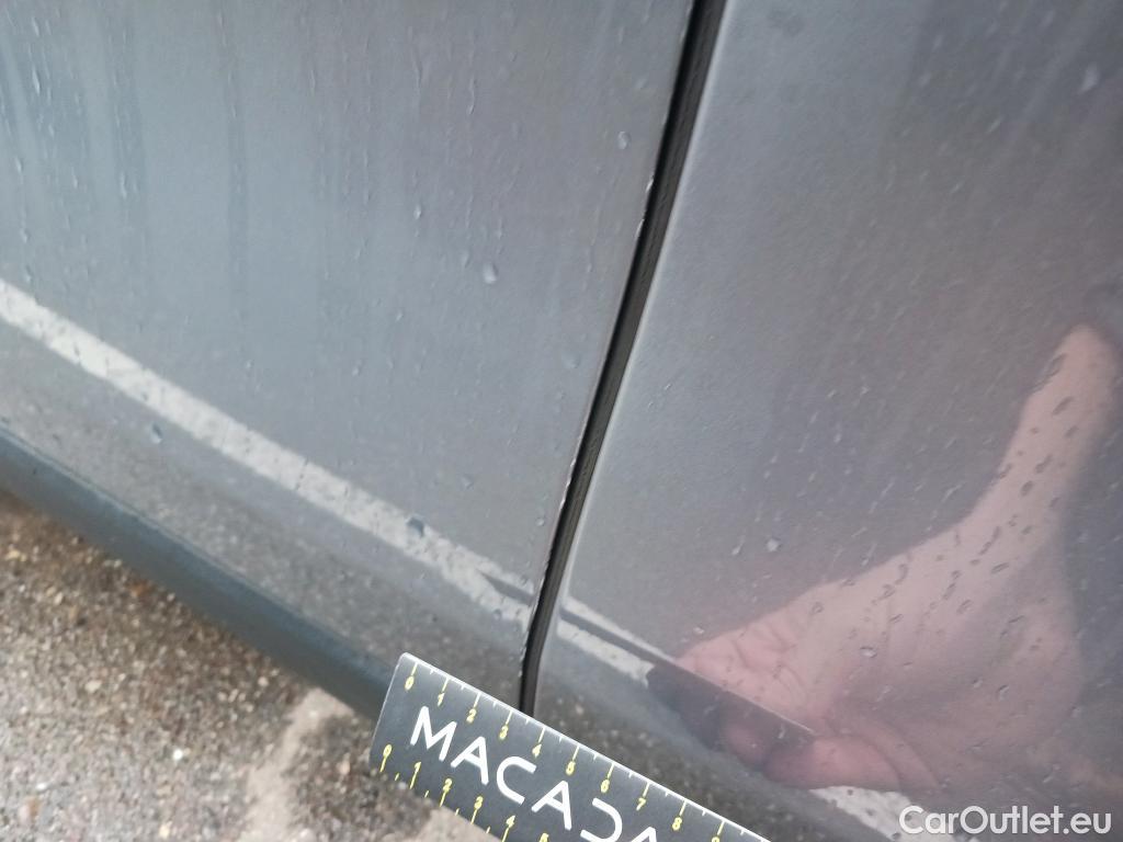  Bmw  X2 BMW  sDrive18i Impulse Steptronic Techo Solar #8