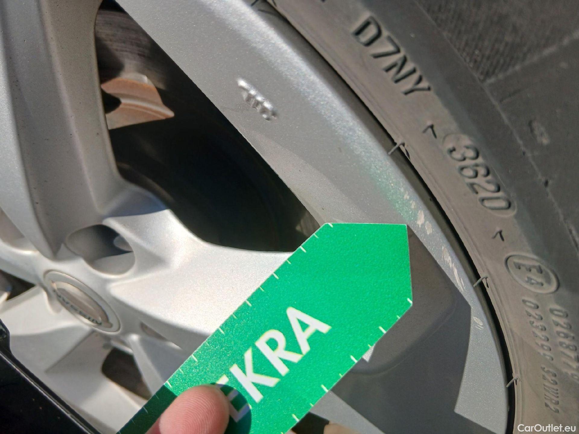  Nissan  Qashqai NISSAN  / 2017 / 5P / todoterreno dCi 85 kW (115 CV) E6D ACENTA #7