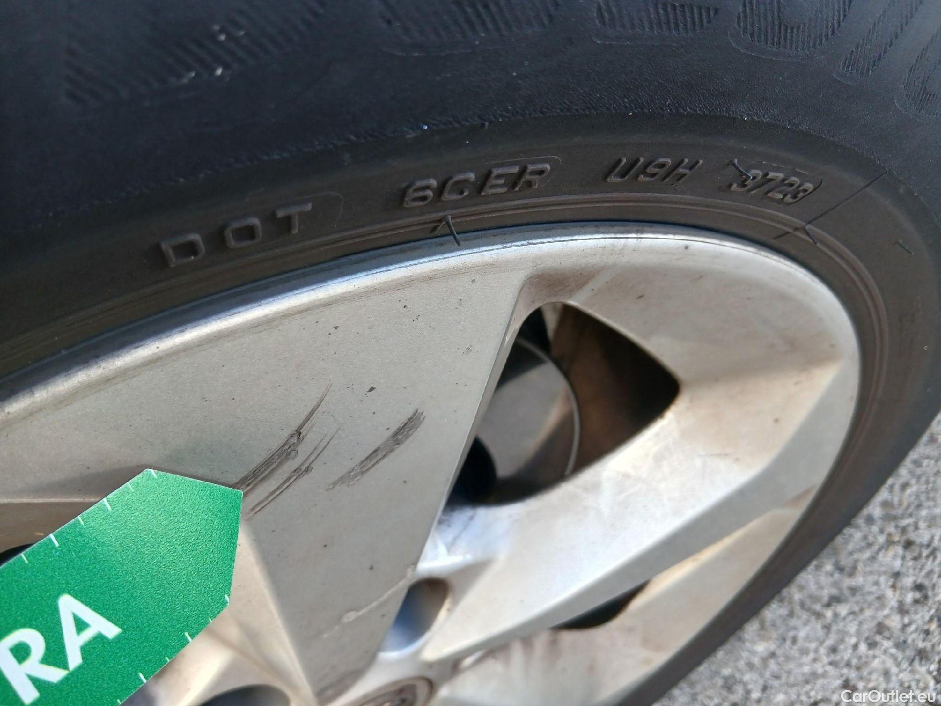  Nissan  Qashqai NISSAN  / 2017 / 5P / todoterreno dCi 85 kW (115 CV) E6D ACENTA #4