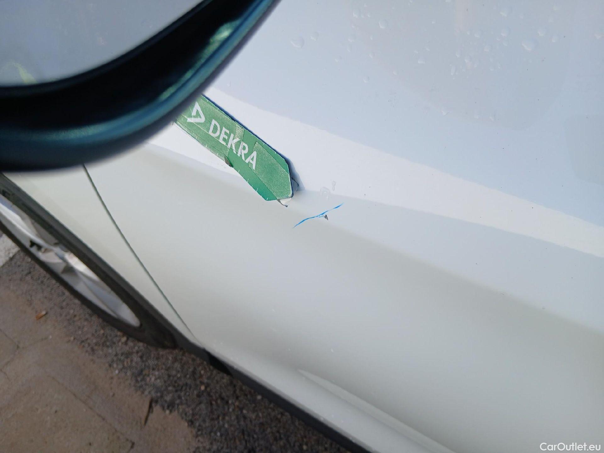  Nissan  Qashqai NISSAN  / 2017 / 5P / todoterreno DIG-T 103 kW (140 CV) E6D ACENTA #15