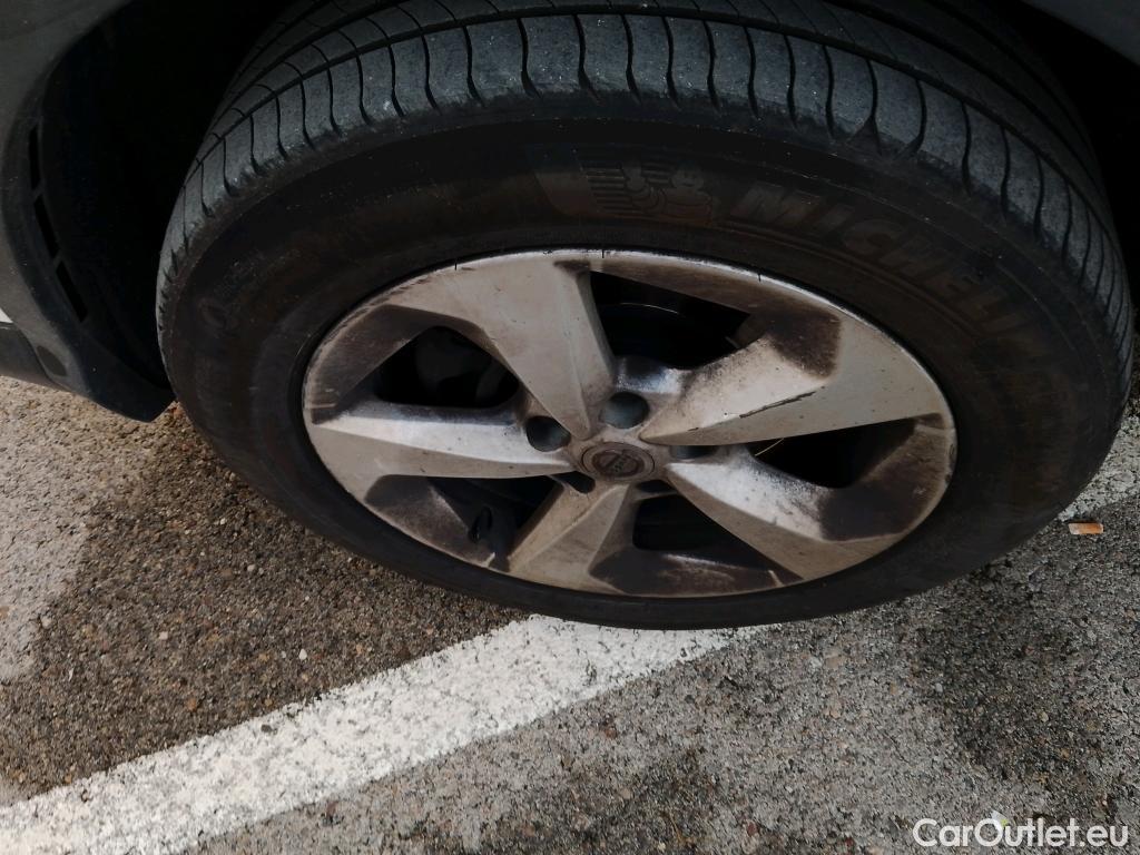  Nissan  Qashqai NISSAN  / 2017 / 5P / todoterreno dCi 85 kW (115 CV) ACENTA #9