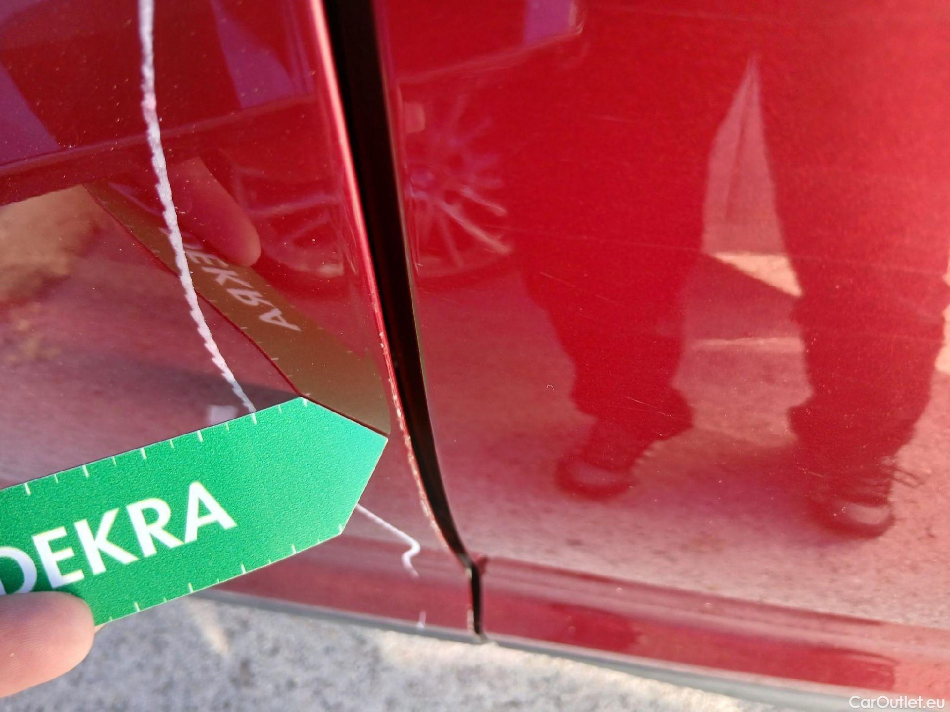  Nissan  Qashqai NISSAN  / 2017 / 5P / todoterreno dCi 85 kW (115 CV) E6D ACENTA #21