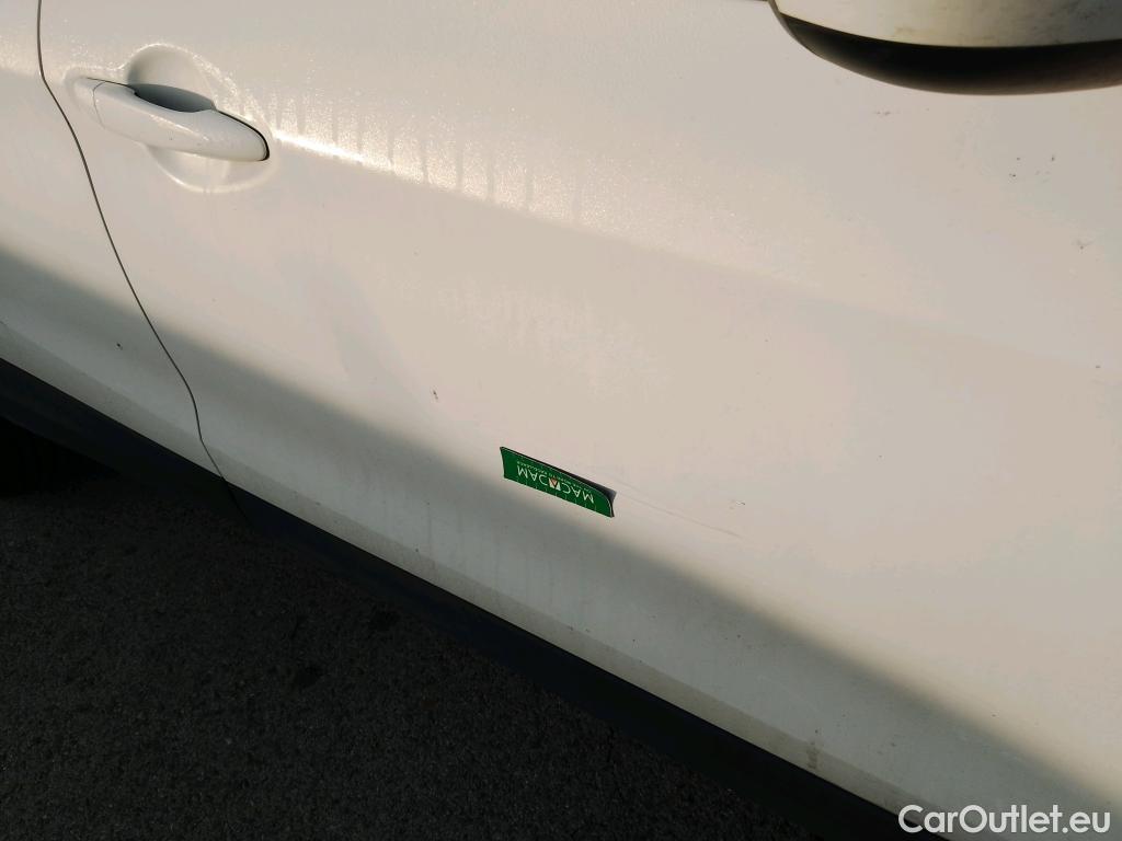  Nissan  Qashqai NISSAN  / 2017 / 5P / todoterreno dCi 85 kW (115 CV) ACENTA #3