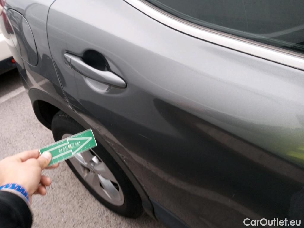  Nissan  Qashqai NISSAN  / 2017 / 5P / todoterreno dCi 85 kW (115 CV) E6D ACENTA #4