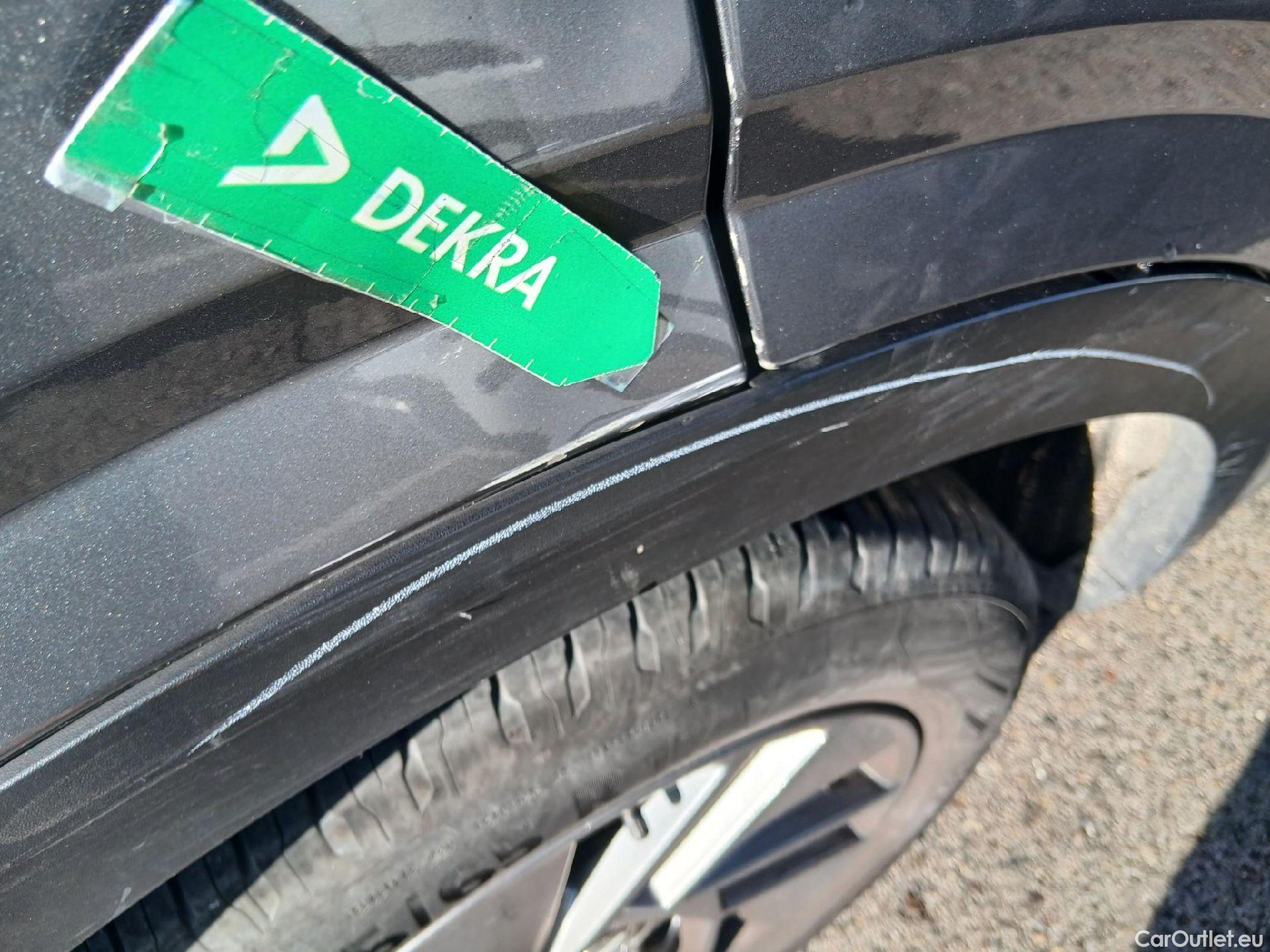  Nissan  Qashqai NISSAN  / 2021 / 5P / todoterreno DIG-T 116kW (158CV) mHEV Xtronic Acenta (AC) #32