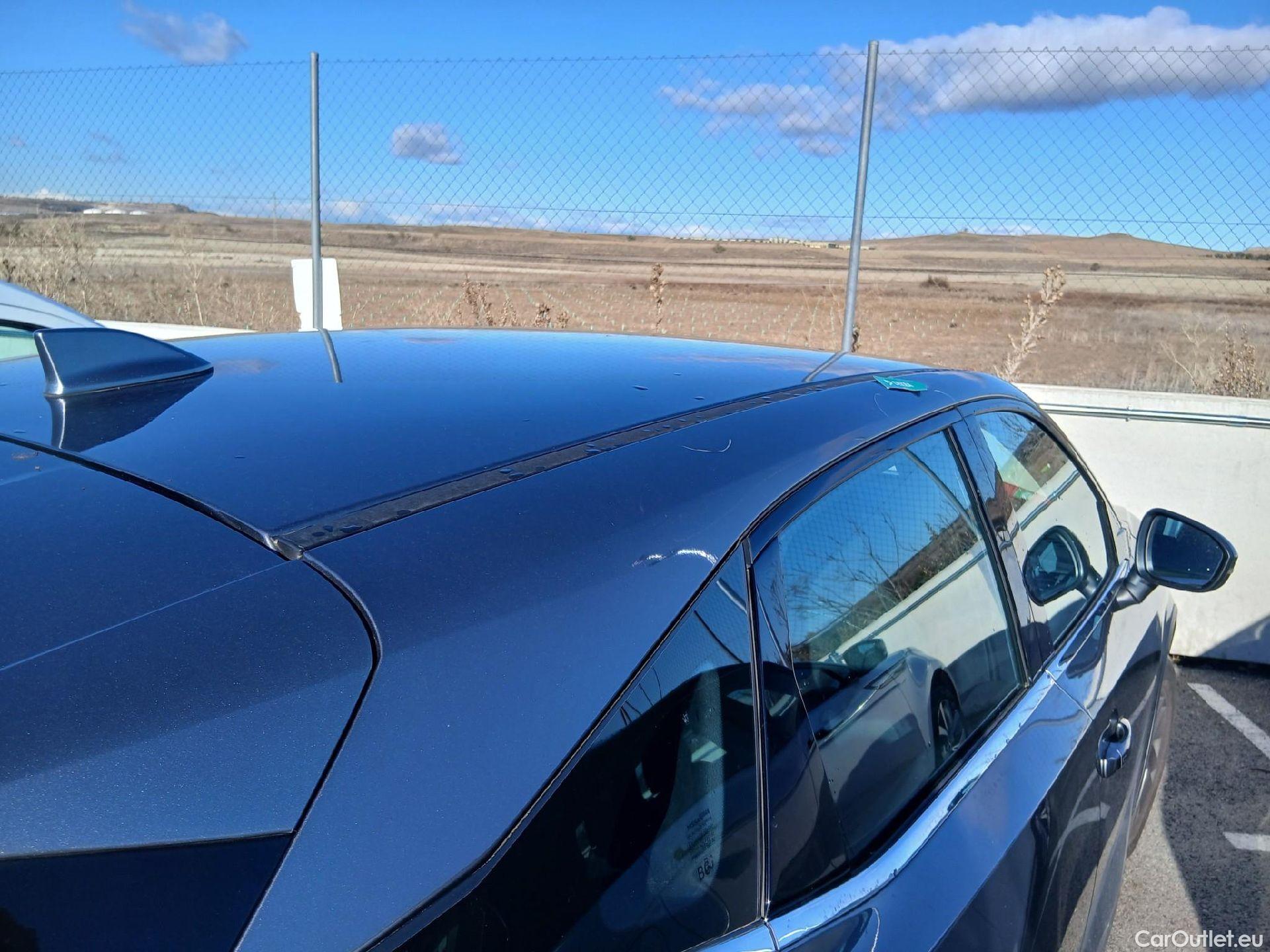  Nissan  Qashqai NISSAN  / 2021 / 5P / todoterreno DIG-T 116kW (158CV) mHEV Xtronic Acenta (AC) #33