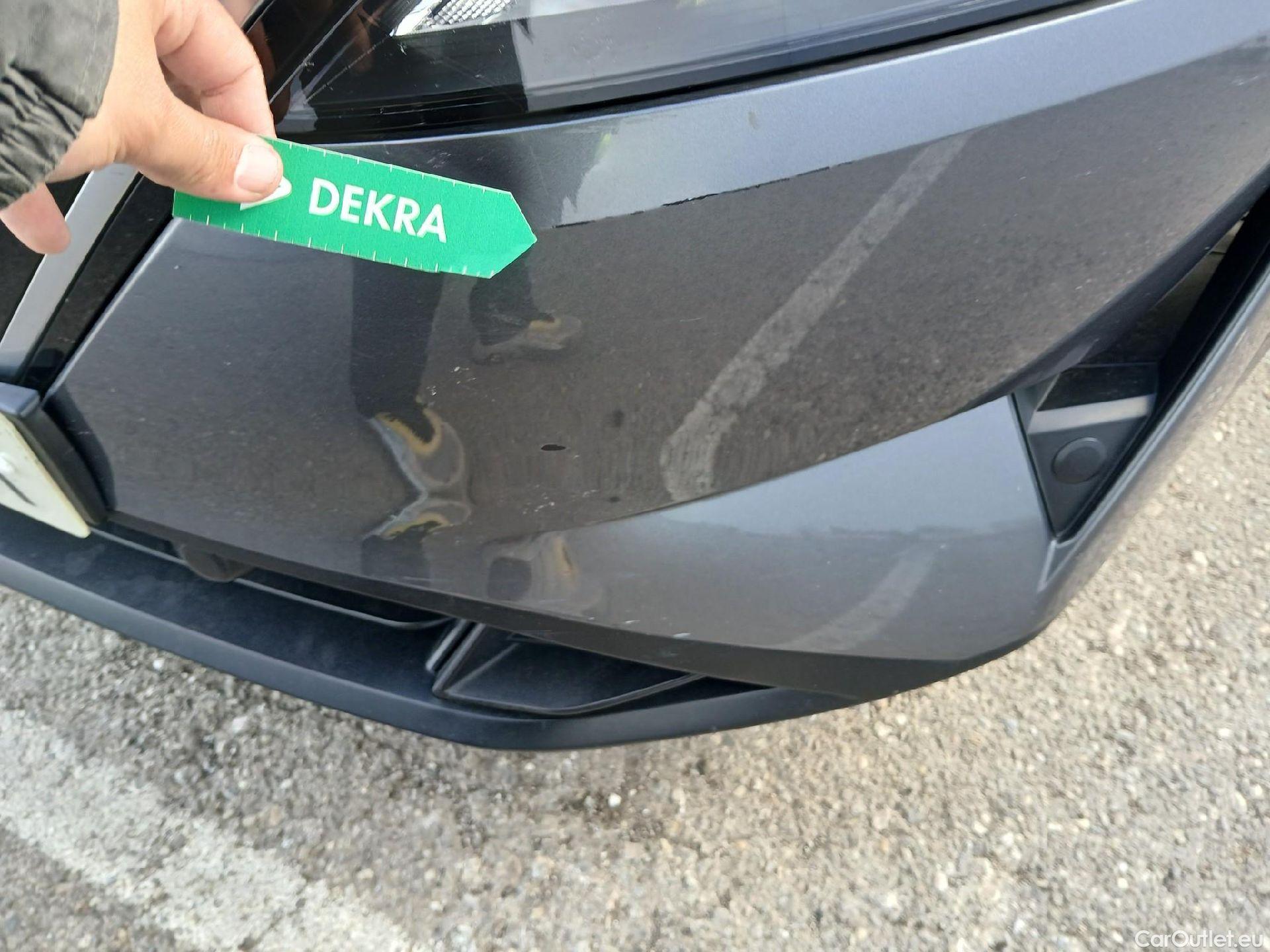  Nissan  Qashqai NISSAN  / 2021 / 5P / todoterreno DIG-T 116kW (158CV) mHEV Xtronic Acenta (AC) #9