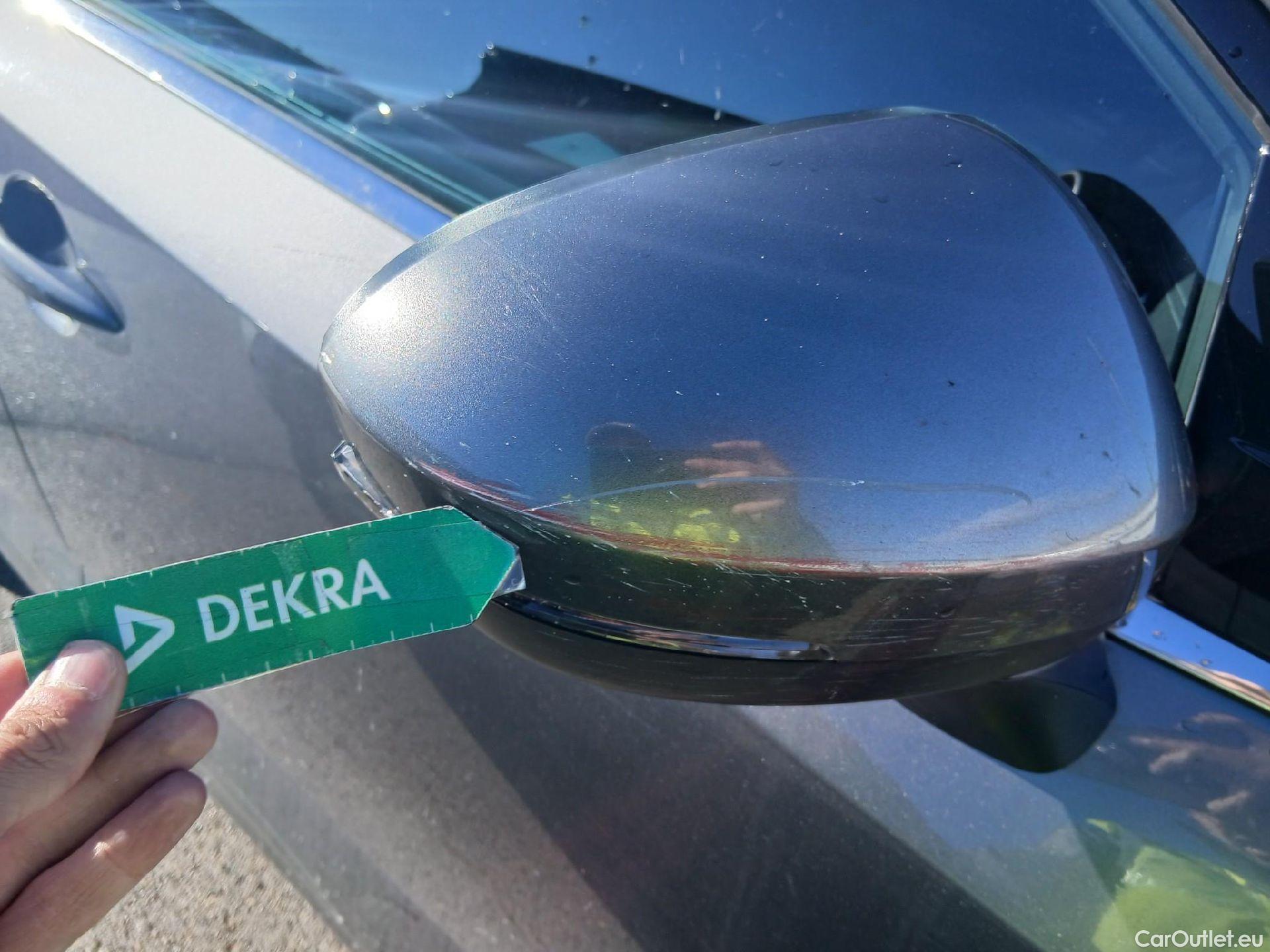  Nissan  Qashqai NISSAN  / 2021 / 5P / todoterreno DIG-T 116kW (158CV) mHEV Xtronic Acenta (AC) #39