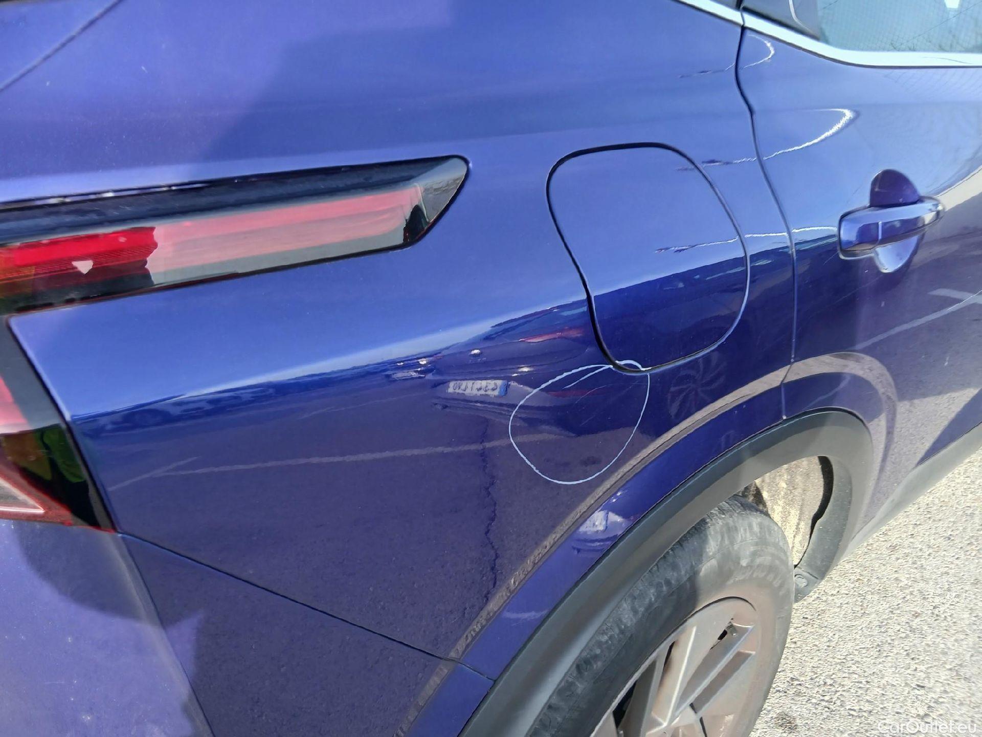  Nissan  Qashqai NISSAN  / 2021 / 5P / todoterreno DIG-T 103kW (140CV) mHEV 4x2 Acenta #24