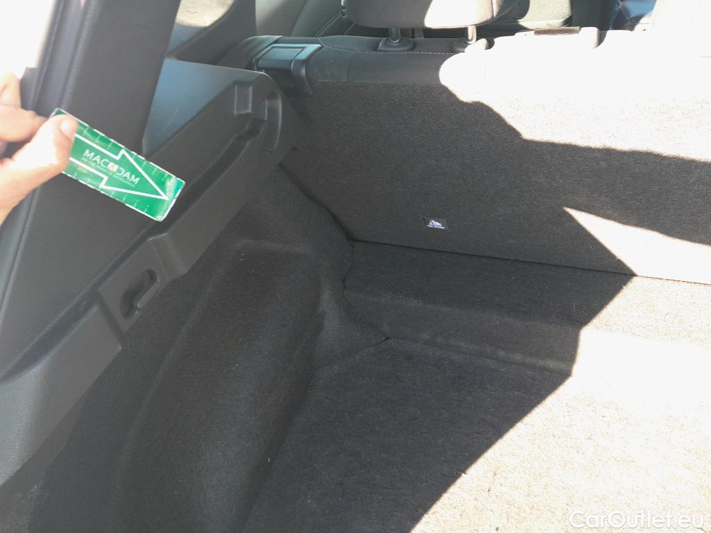  Nissan  Qashqai NISSAN  / 2021 / 5P / todoterreno DIG-T 103kW (140CV) mHEV 4x2 Acenta #2