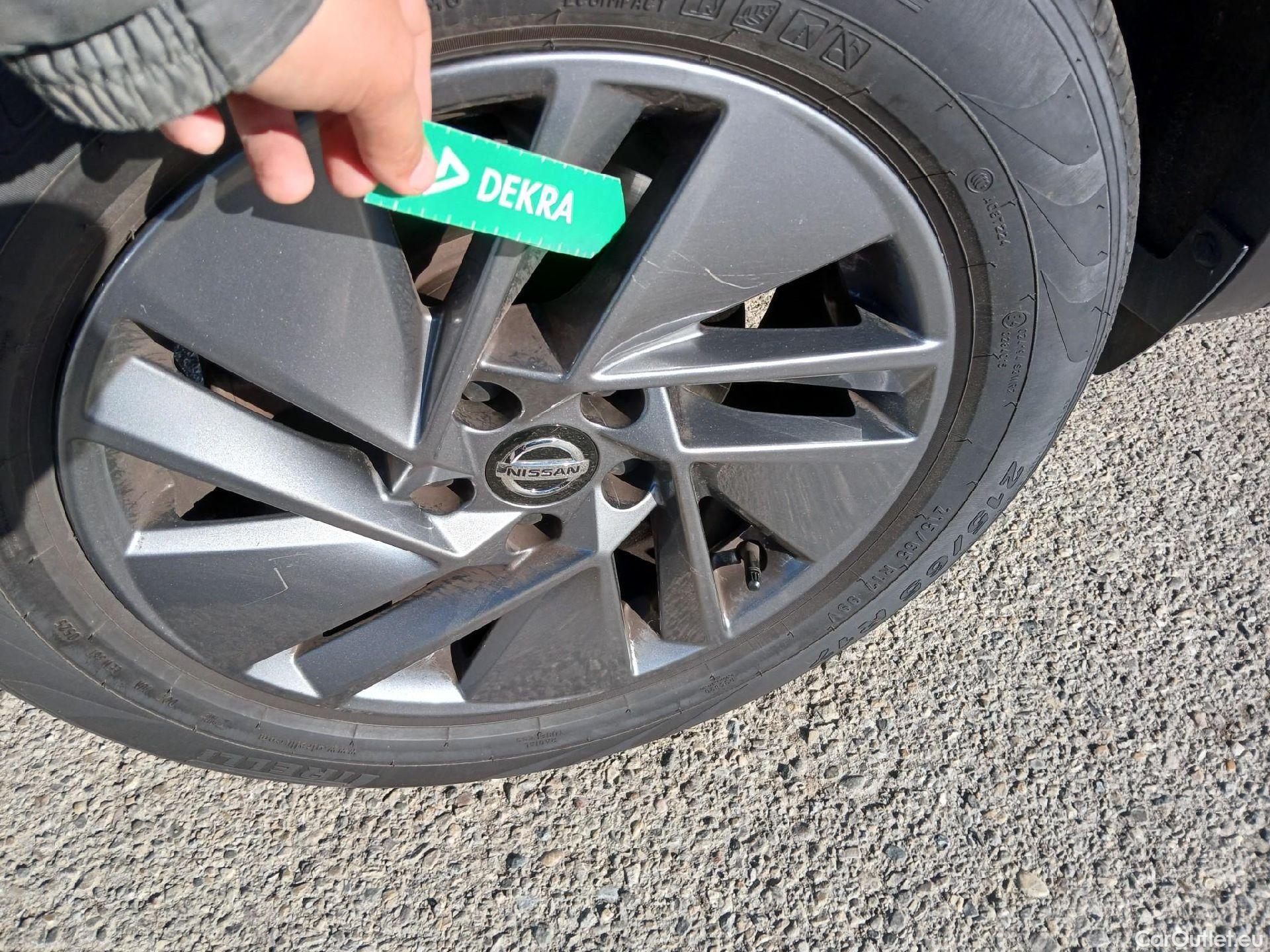  Nissan  Qashqai NISSAN  / 2021 / 5P / todoterreno DIG-T 116kW (158CV) mHEV Xtronic Acenta (AC) #36