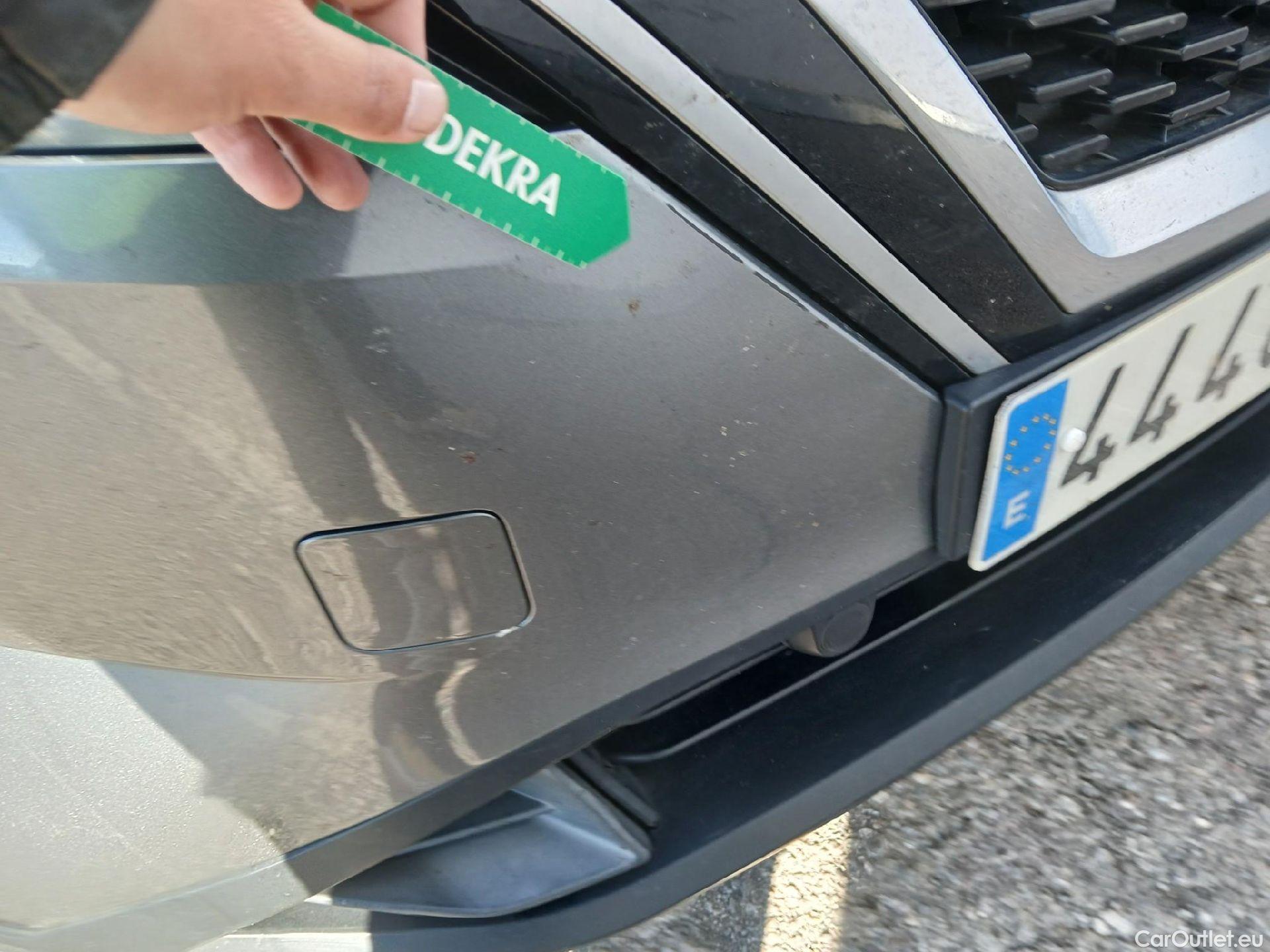  Nissan  Qashqai NISSAN  / 2021 / 5P / todoterreno DIG-T 116kW (158CV) mHEV Xtronic Acenta (AC) #14