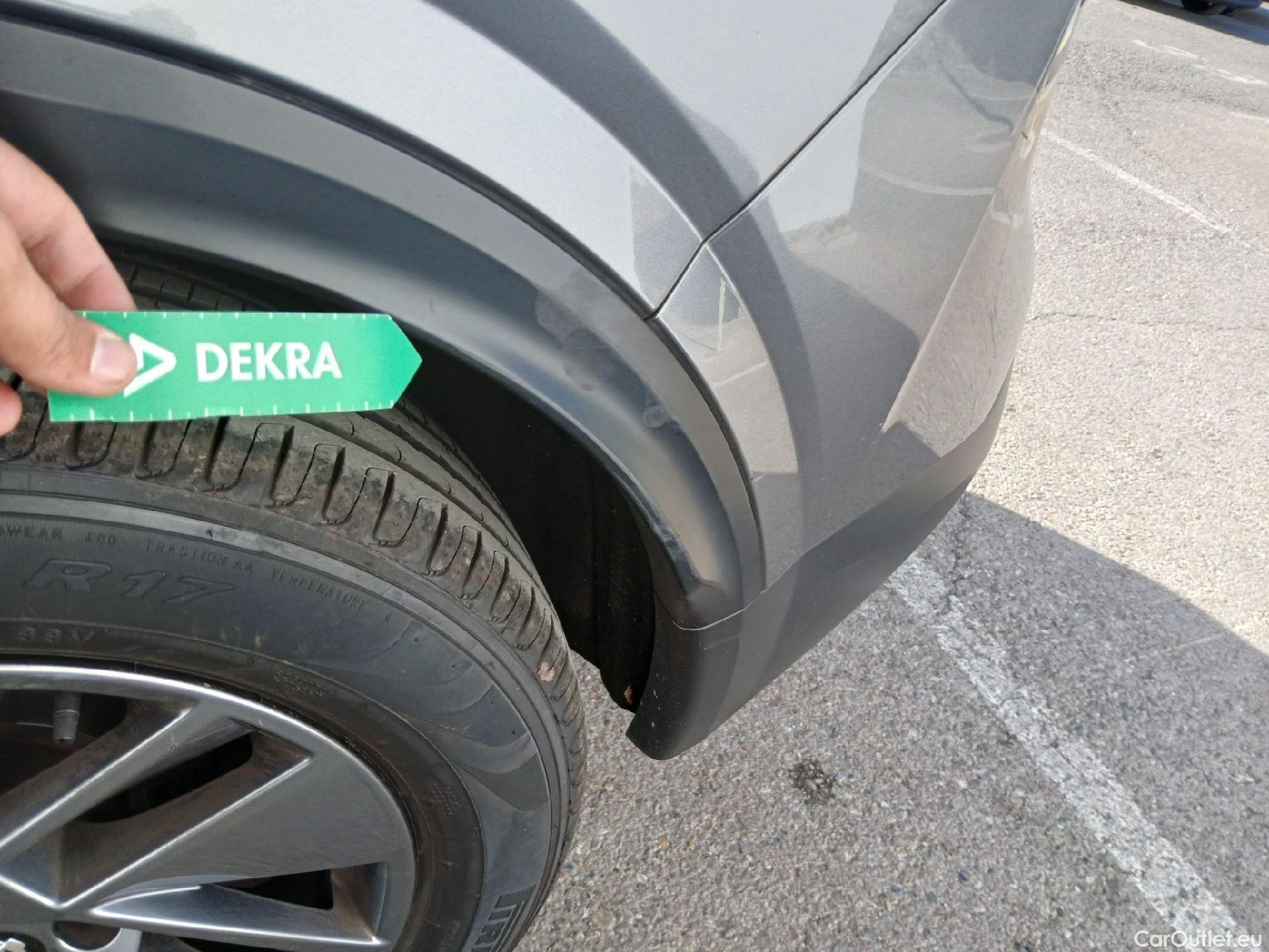  Nissan  Qashqai NISSAN  / 2021 / 5P / todoterreno DIG-T 116kW (158CV) mHEV Xtronic Acenta (AC) #25