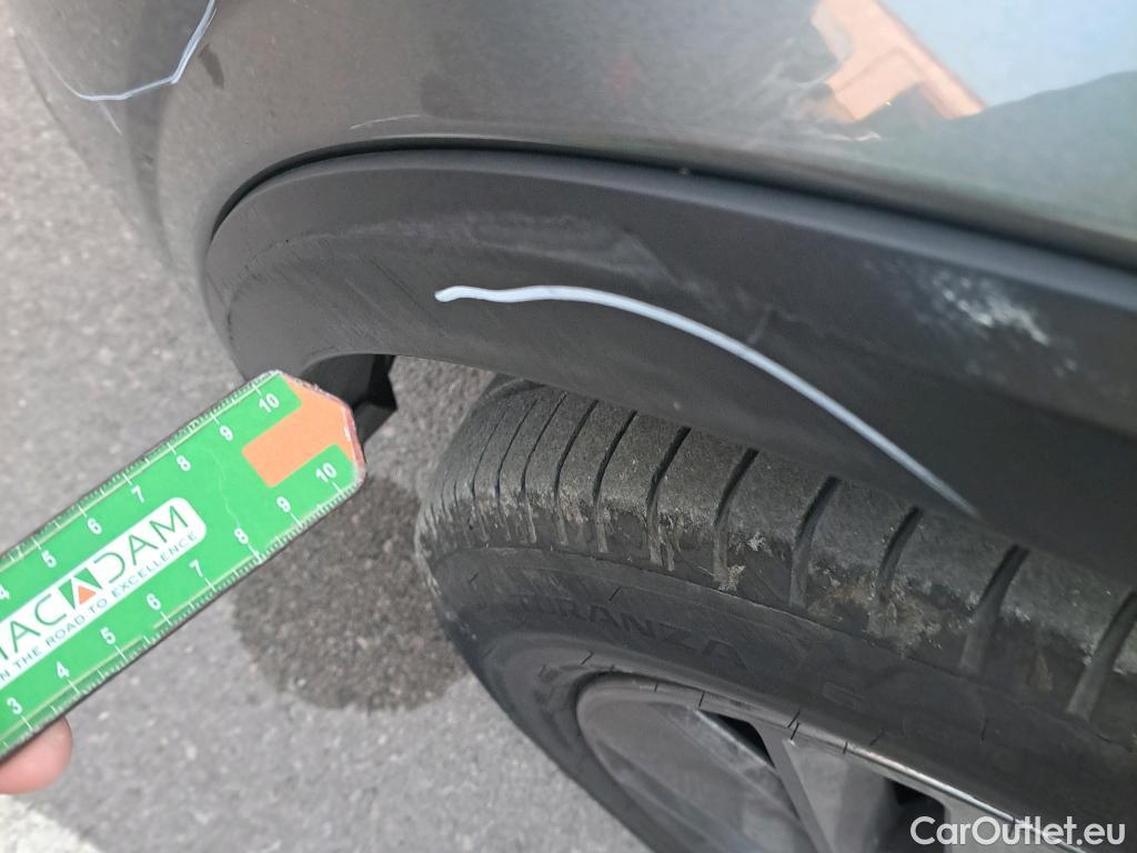  Nissan  Qashqai NISSAN  / 2021 / 5P / todoterreno DIG-T 116kW (158CV) mHEV Xtronic Acenta (AC) #28